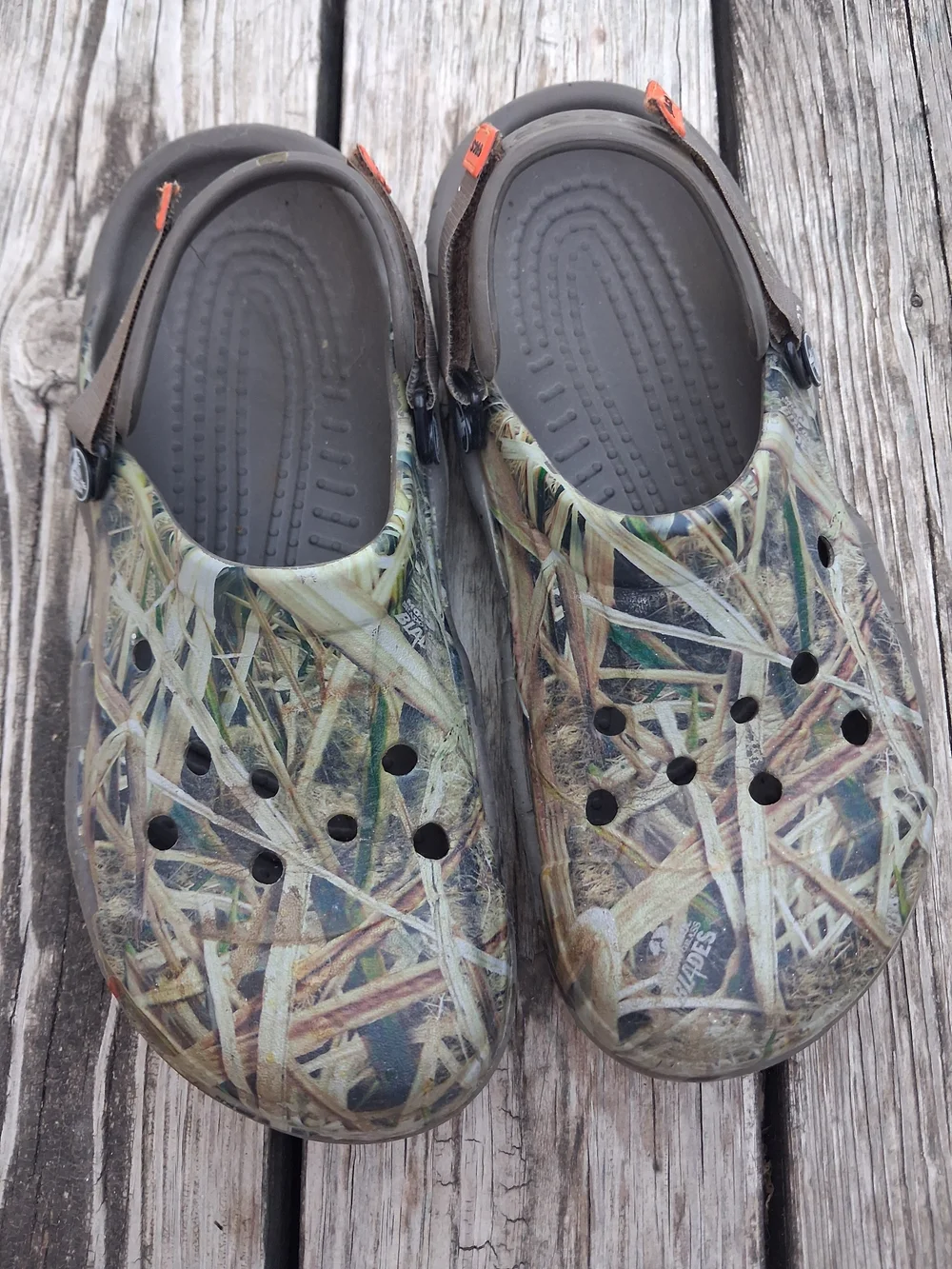 CROCS Men's Classic Realtree Camo Slip-On Loafers with Heel Strap